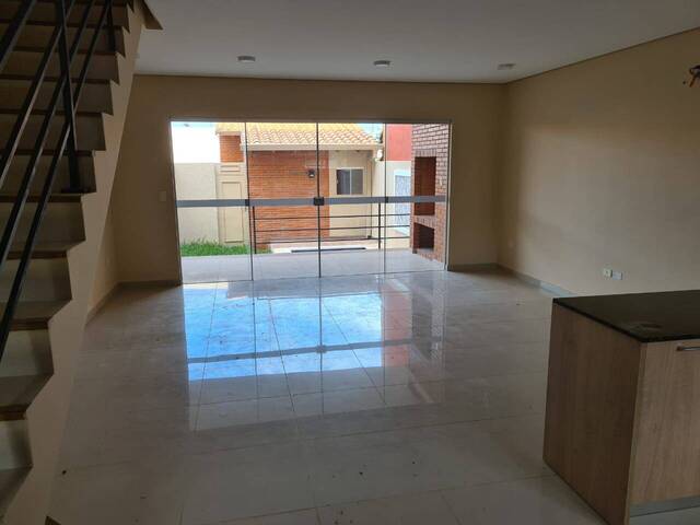 #4 - Casa para Venta en Asunción - PY-ASU